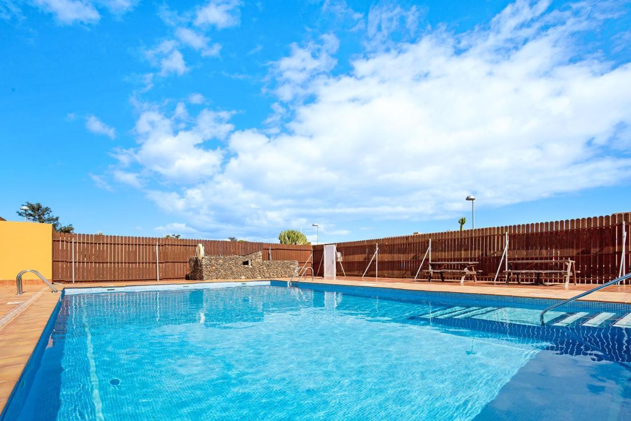 Apartamento Dayely คอร์ราเลโฮ ภายนอก รูปภาพ
