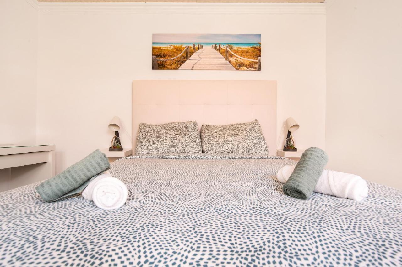 Apartamento Dayely คอร์ราเลโฮ ภายนอก รูปภาพ